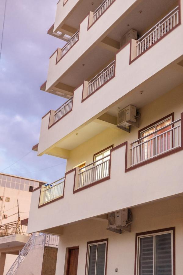 Misty Meridian Serviced Apartments Bangalore Luaran gambar